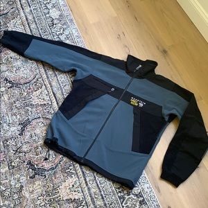 Mountain Hardwear Men’s Windstopper Tech Fleece